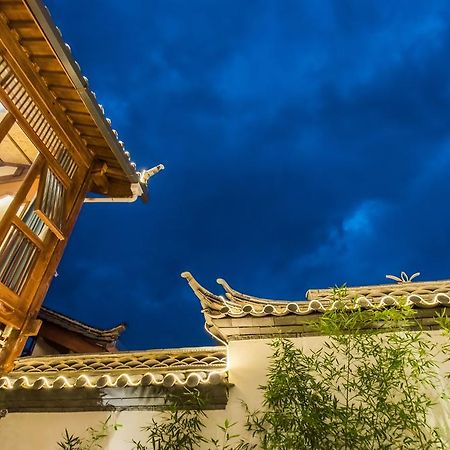 Lijiang Yue Tu Inn Buitenkant foto
