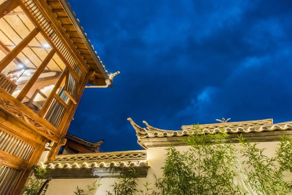 Lijiang Yue Tu Inn Buitenkant foto