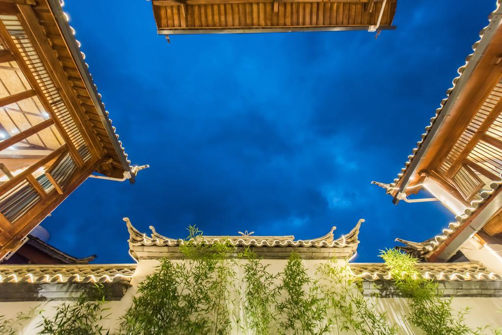 Lijiang Yue Tu Inn Buitenkant foto